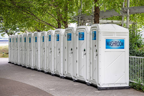 Best Portable toilet rental cost  in Roseau, MN
